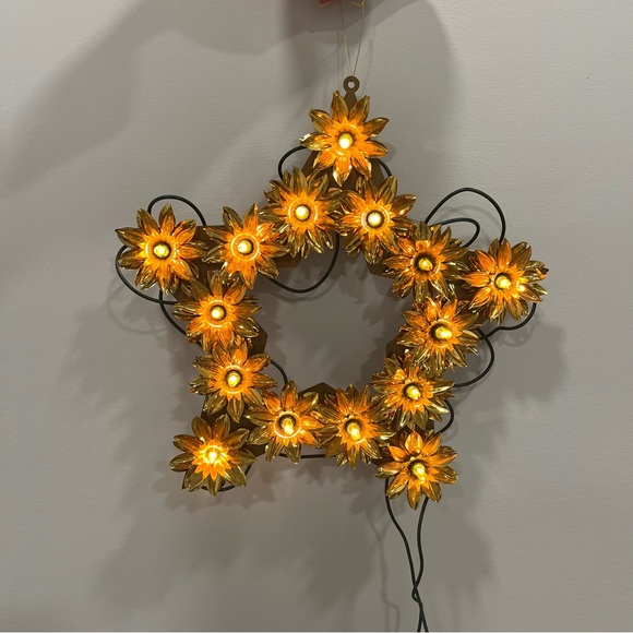 Vintage Carillon Lighted Christmas Decoration Works - Picture 9 of 9